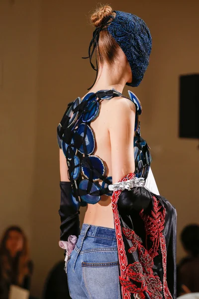 Look 20